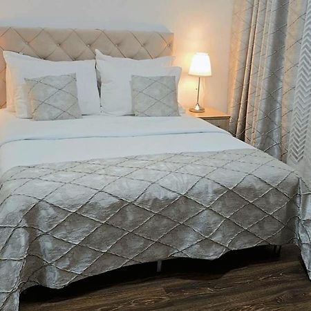 Hotel N Belgrád Kültér fotó