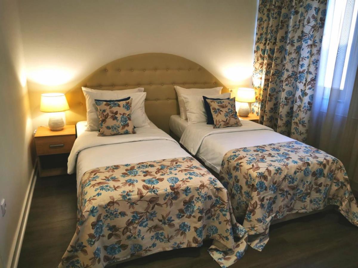 Hotel N Belgrád Kültér fotó
