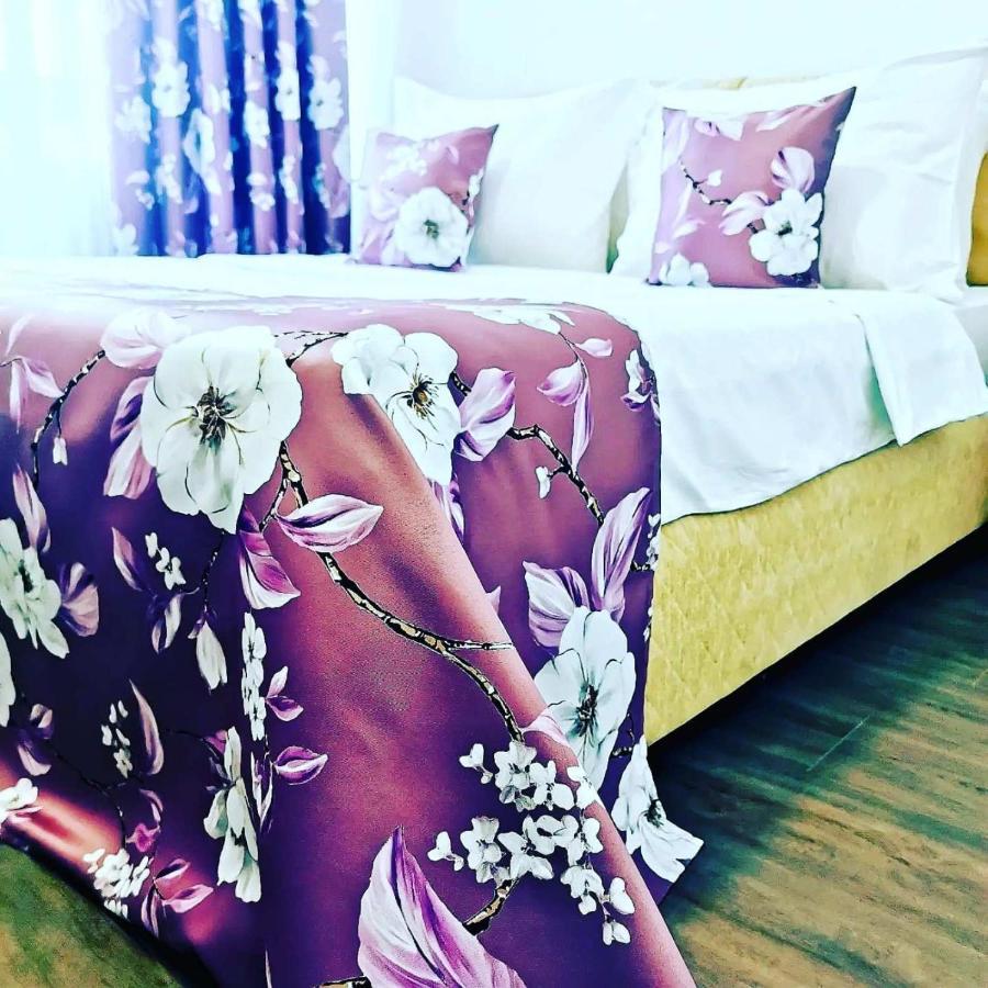 Hotel N Belgrád Kültér fotó