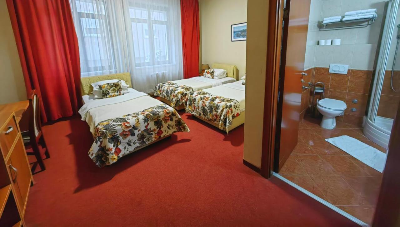 Hotel N Belgrád Kültér fotó