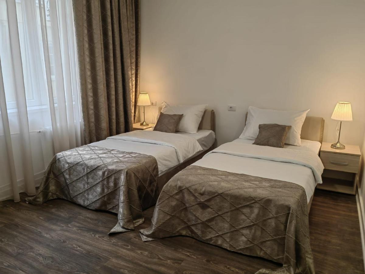 Hotel N Belgrád Kültér fotó