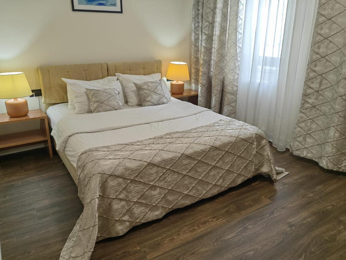 Hotel N Belgrád Kültér fotó