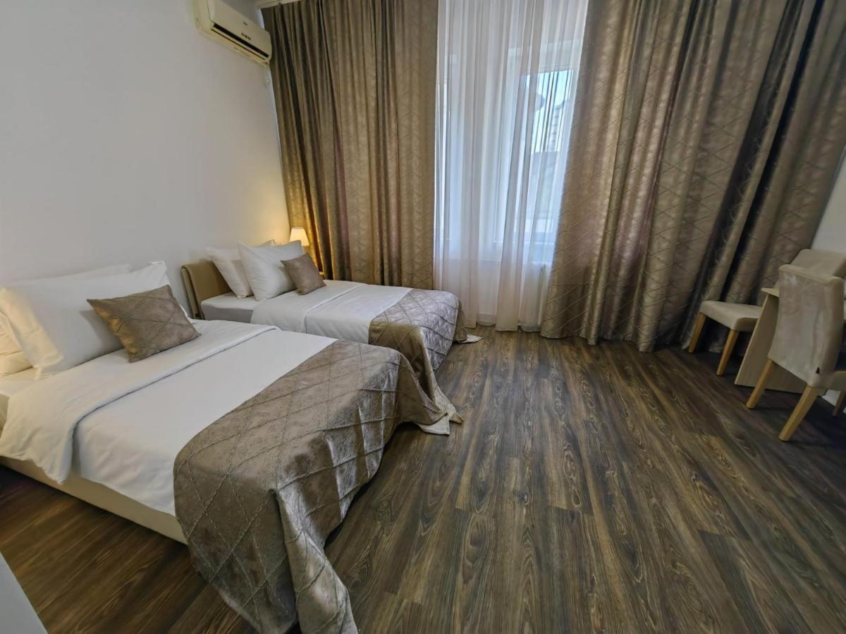 Hotel N Belgrád Kültér fotó