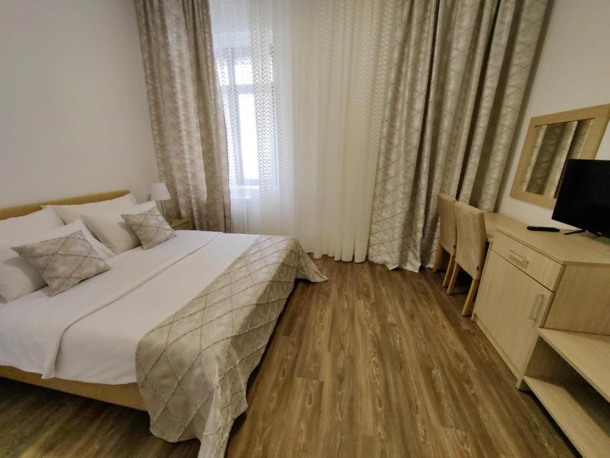 Hotel N Belgrád Kültér fotó