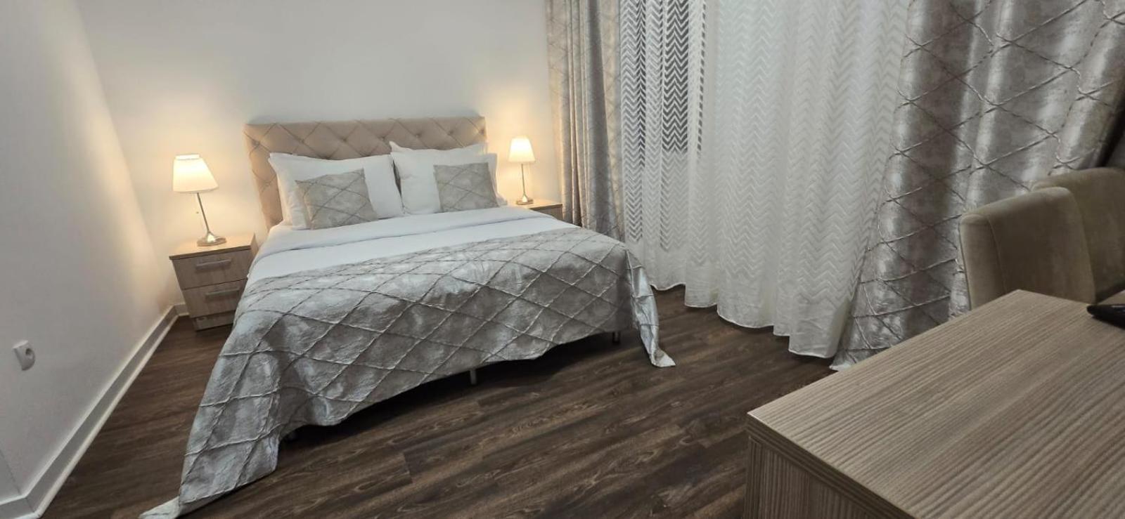 Hotel N Belgrád Kültér fotó