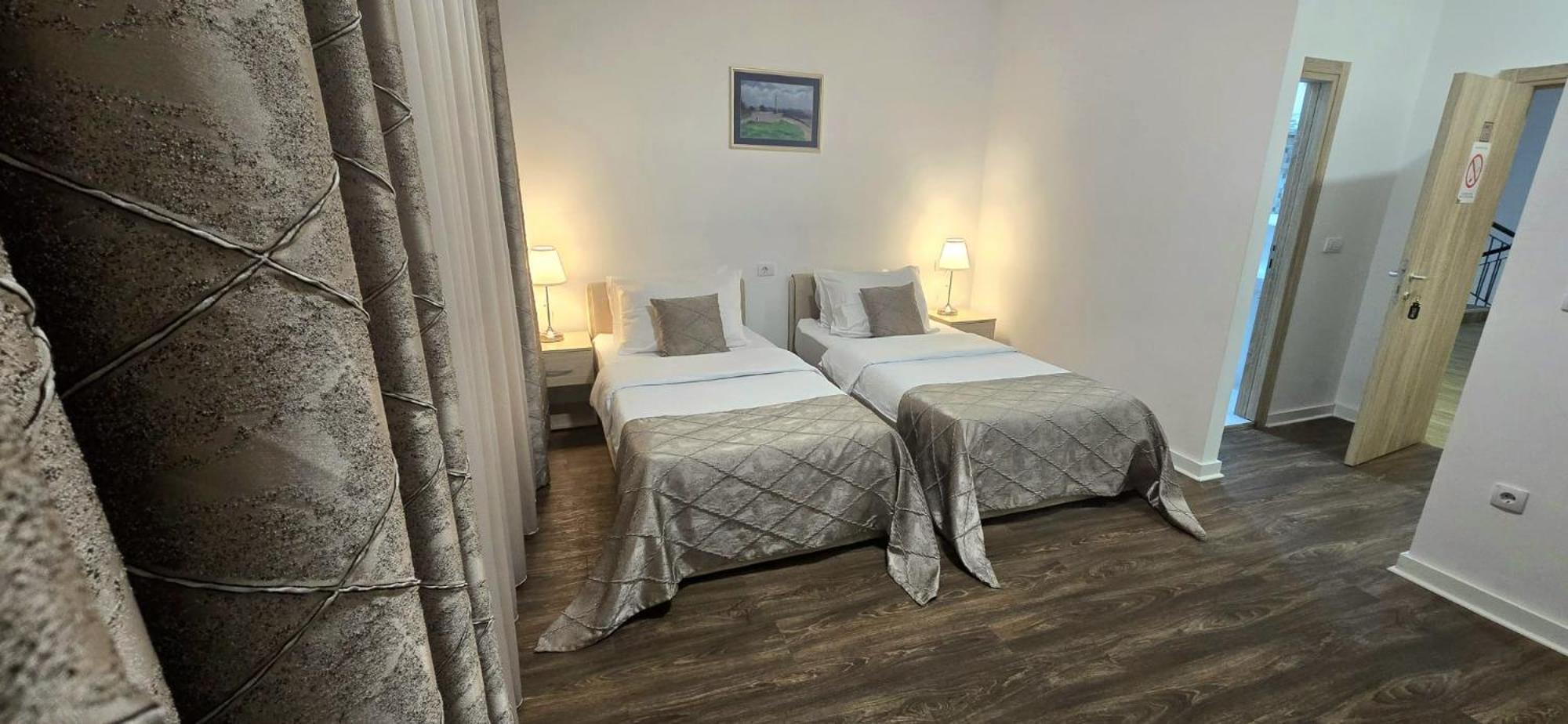 Hotel N Belgrád Kültér fotó